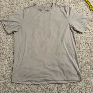 Men's Vuori Grayish-White  T-Shirt